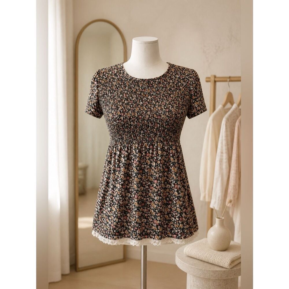PAISLEY SHORT SLEEVE TUBE TOP BABY DOLL TOP SIZE SMALL BY REWIND